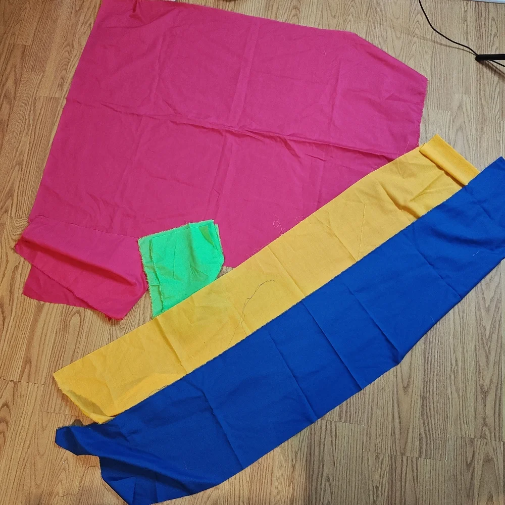 Bundle Of Assorted Fabric Scraps